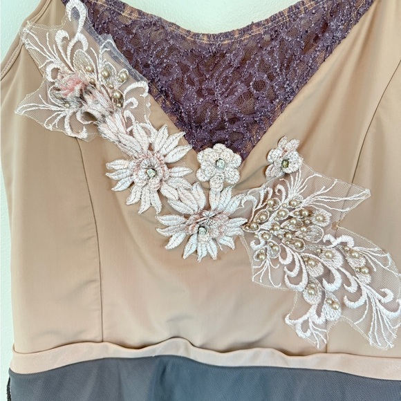 Dance Costume - size Adult Medium - Picture 2 of 4